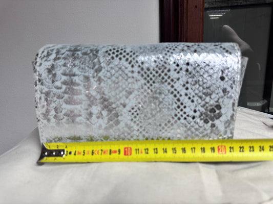 Bolso de fiesta estampado serpiente